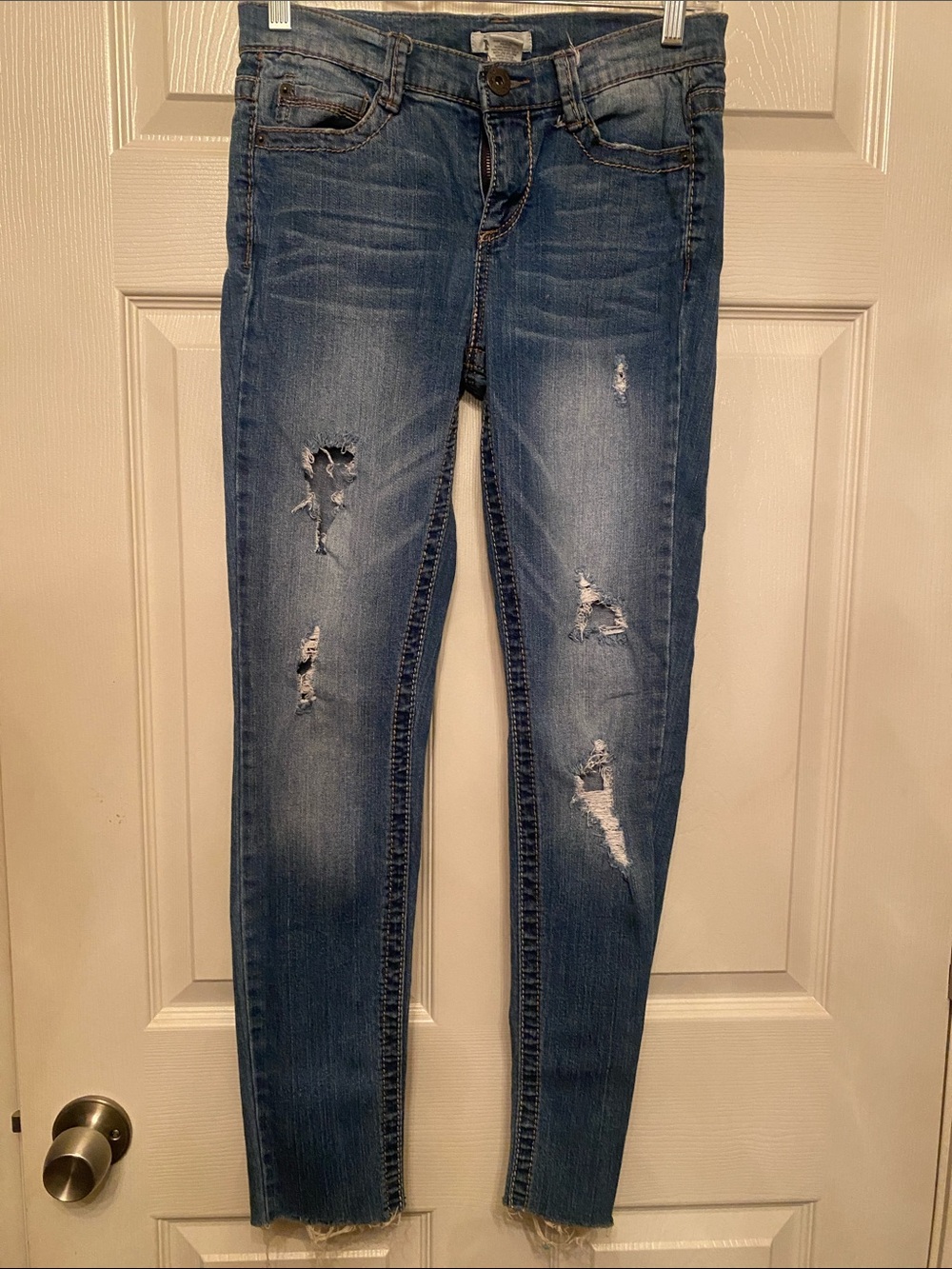 Mudd Distressed Dark Blue Women's Skinny Jeans